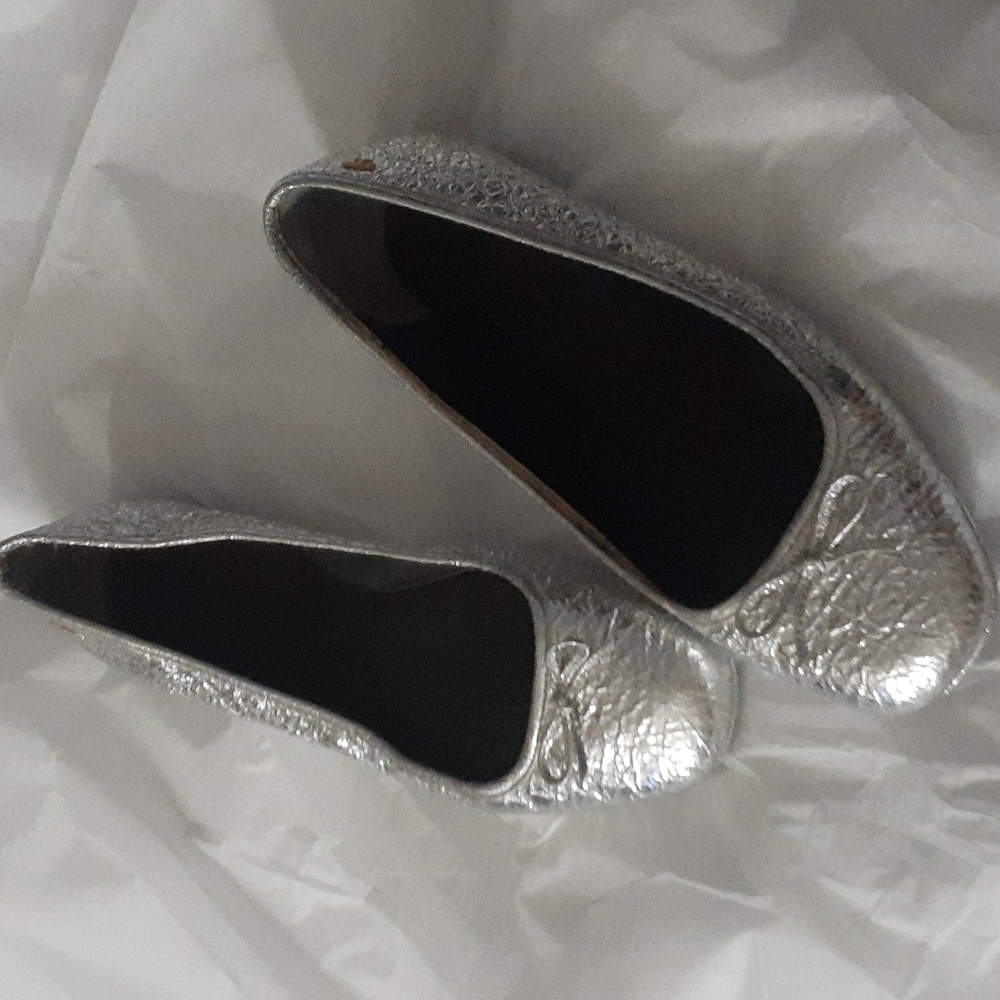 Tory Burch Laila Driver Ballet Flat Spark Silver Sz 6